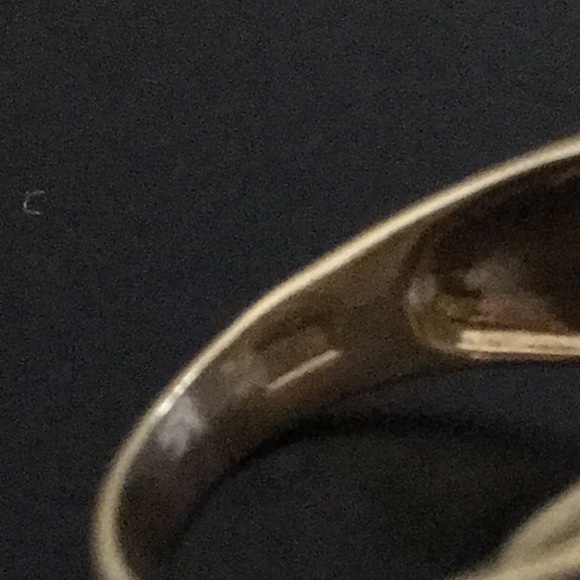 18k solid gold Ring - Picture 5 of 7